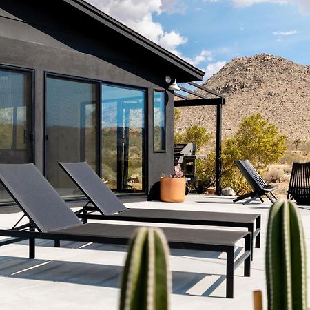Sacred Haven L Cabin W Cowboy Pool At Park Entrance Joshua Tree Exterior photo